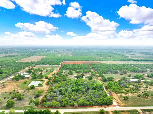 3190 Pittman Rd, St.Hedwig, TX 78152