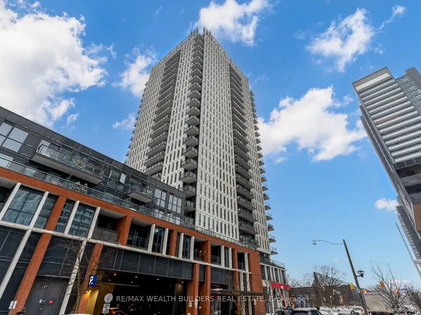 170 Sumach St #2011, Toronto, ON M5A 0C3