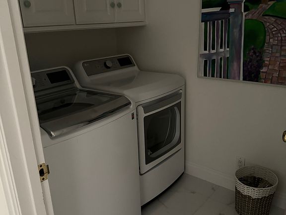 5th image of 3801 Weatherly Cir