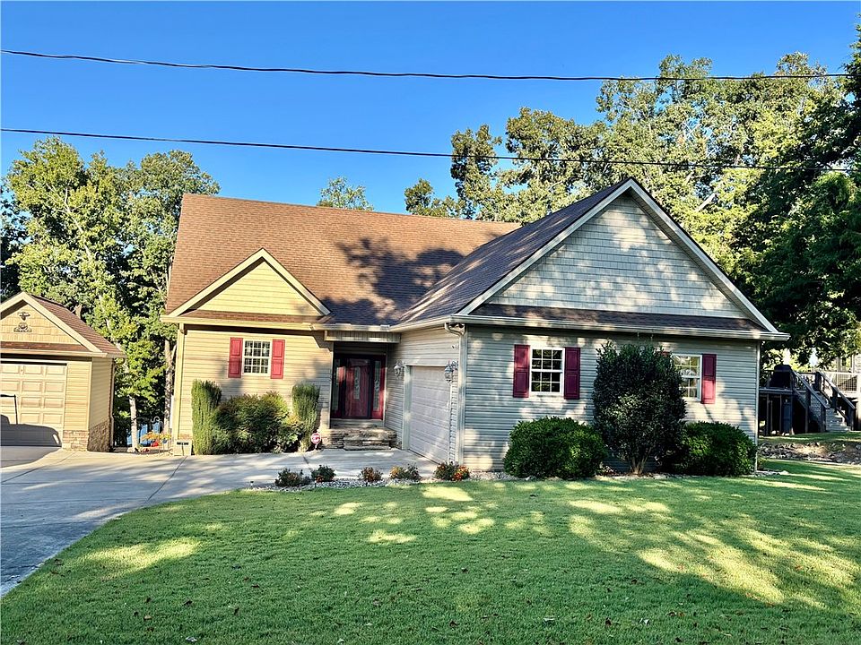 1st image of 173 Hudgins Lake Rd