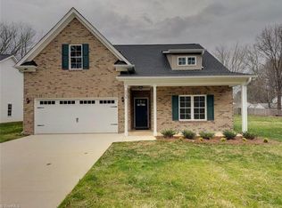 5034 Whitewood Ln, Winston Salem, NC 27104