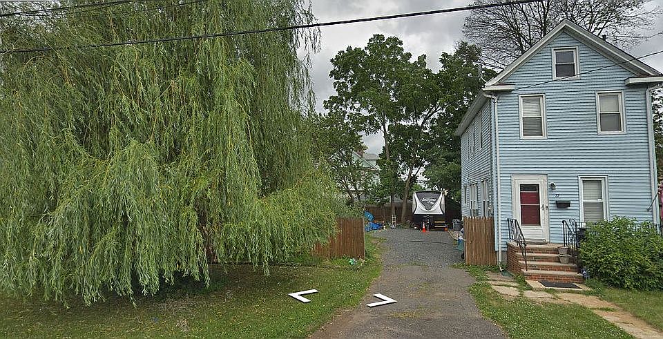 2nd image of 77 Wilson St