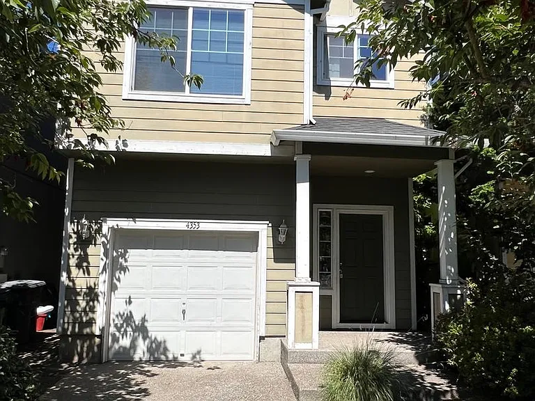 4353 SE Chelsea Ln — Photo 1