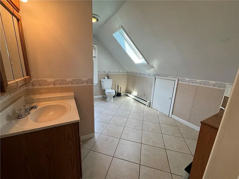 60 Berkeley Ave #2 — Photo 24