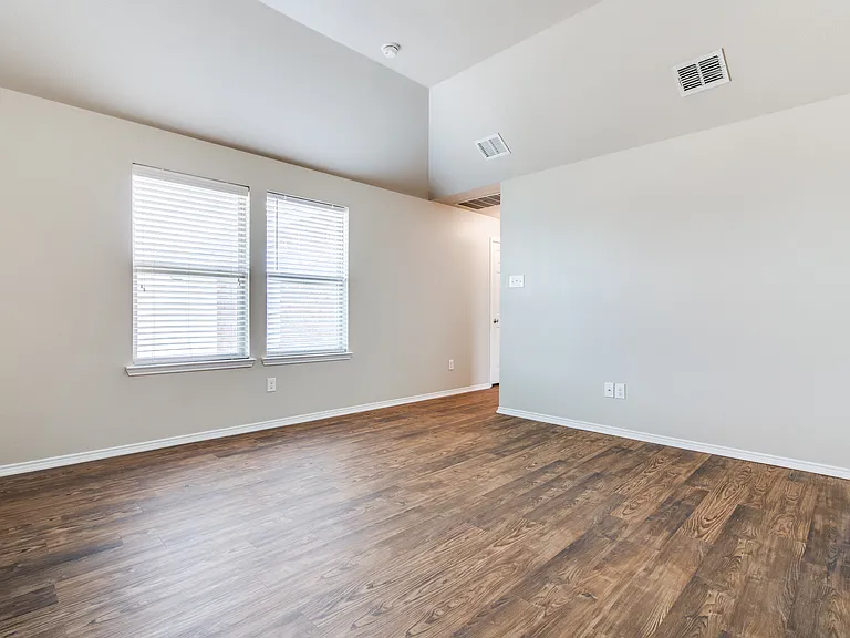 1229 Land Oak Rd — Photo 5