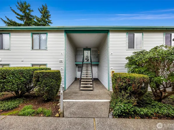 1730 318th Place #39D, Federal Way, WA 98023