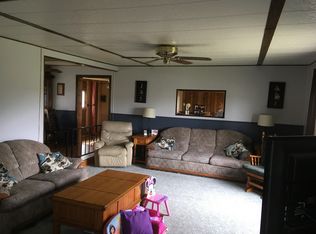 1316 Malachi Rd, Iuka, IL 62849