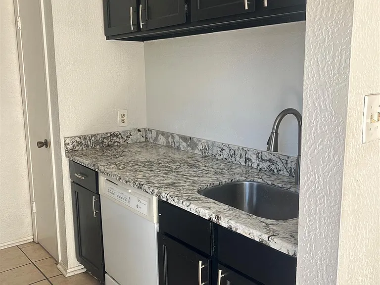 6111 Beverly Hill St #74 — Photo 5