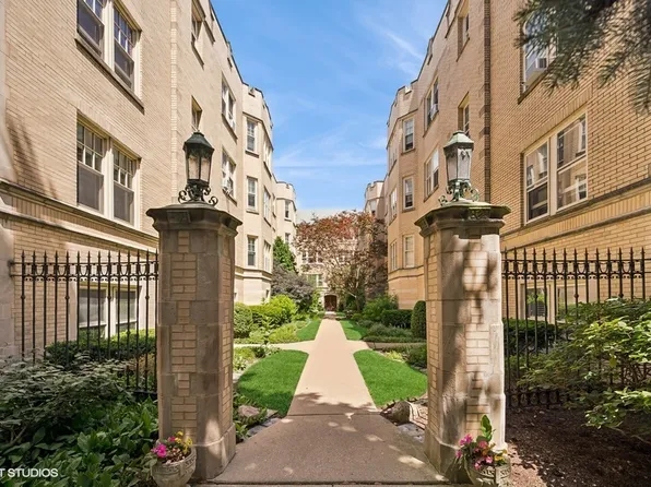 823 Forest Ave APT 1W, Evanston, IL 60202