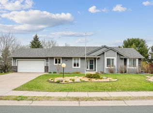 2282 Eagle Ridge Trl, Stillwater, MN 55082