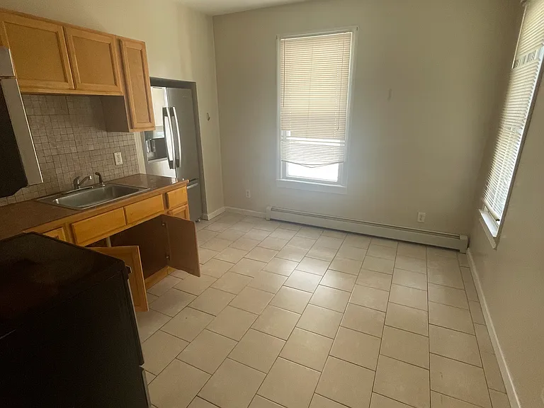 37 Central Ave #3 — Photo 20