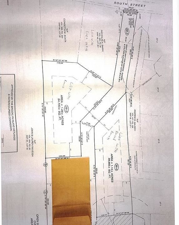 2nd image of 381 South St