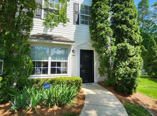 2434 Ryerson Ct, Charlotte, NC 28213