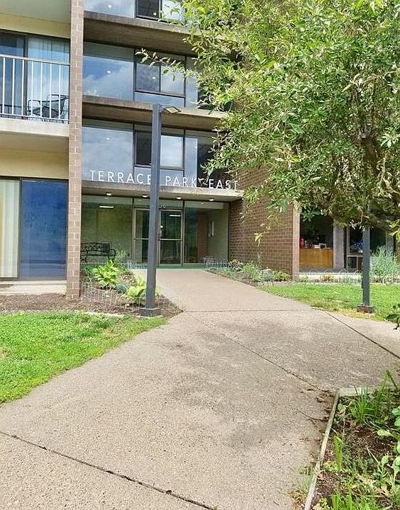 1st image of 2106 E Kan Blvd