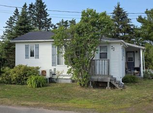 23 Board Landing Rd, Parrsboro, NS B0M1S0