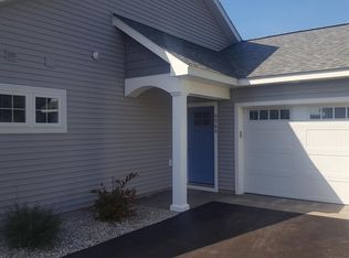 6060 Gray Ridge Trl, Traverse City, MI 49684