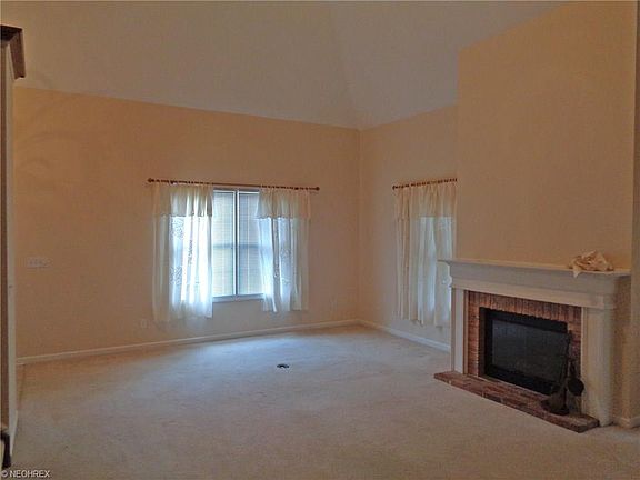 4th image of 204 Fiddlers Creek Dr #3