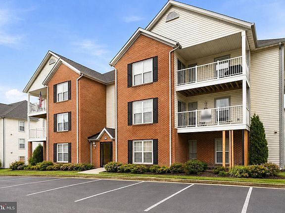 2nd image of 2031 Rudy Serra Dr Unit 2D