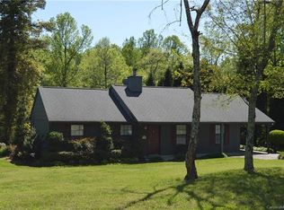 105 Lake Top Ln, Statesville, NC 28677