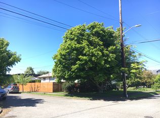 2752 NW 83rd St, Seattle, WA 98117