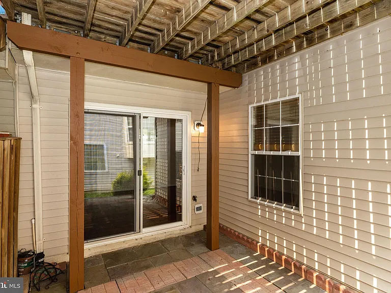 5319 Waldo Dr — Photo 48