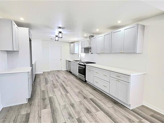 5th image of 653 Vic A Pitre Dr
