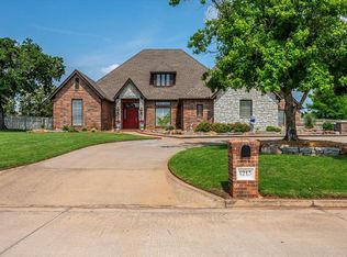 1213 Muirfield Dr, Shawnee, OK 74801