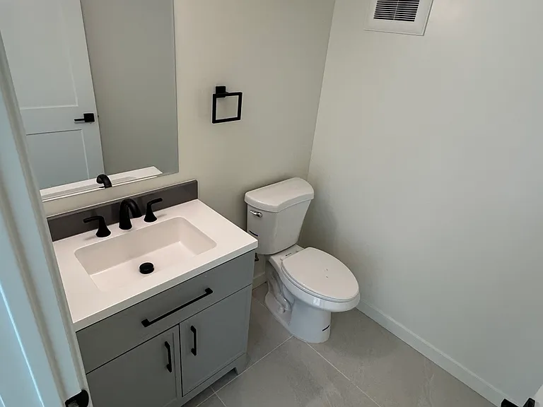 14747 Friar St #1 — Photo 5