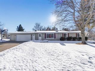 313 Steven Ct, Denmark, WI 54208