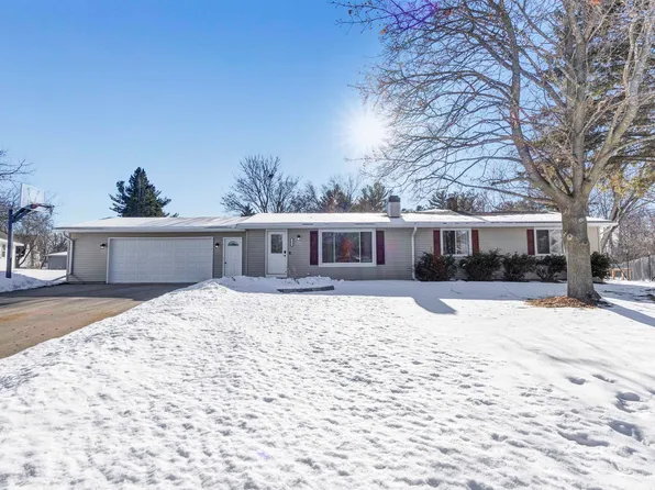 313 Steven Ct, Denmark, WI 54208