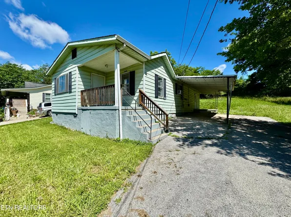 145 Mayberry St, Harriman, TN 37748
