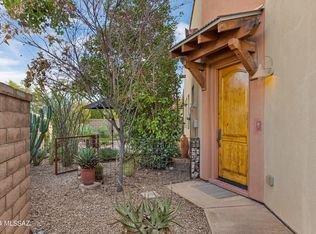 502 E Cedarvale Rd, Tucson, AZ 85704