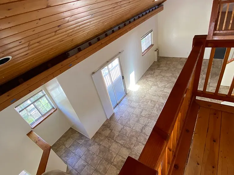 6564 Del Playa Dr — Photo 7