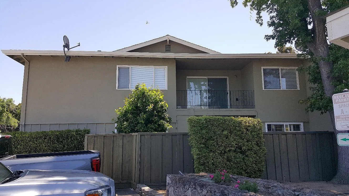 3 bed, 1080 sqft, $3,500 — Photo 4