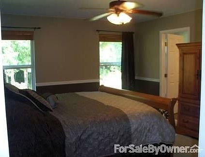 5th image of 4441 Pondview Dr