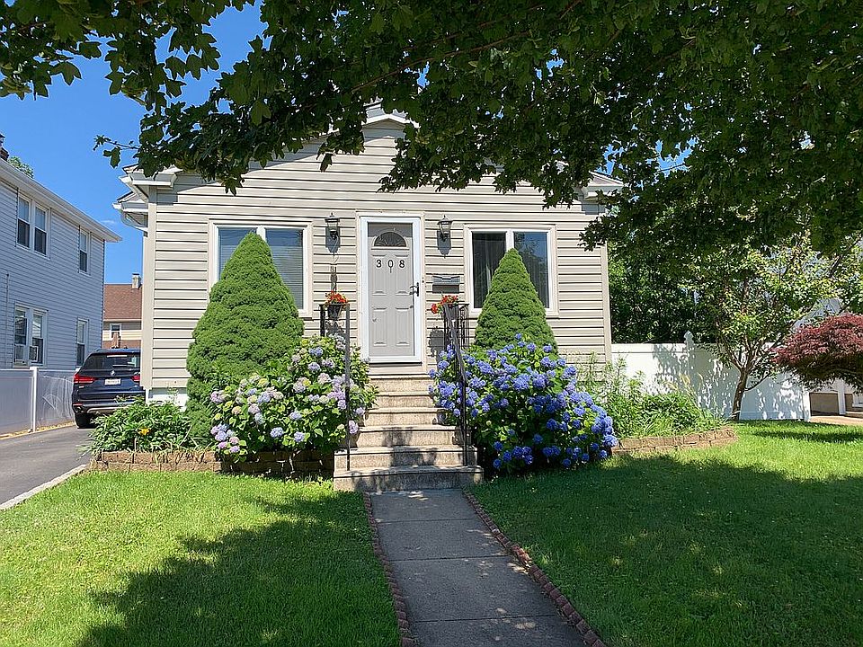 308 Horton Hwy, Mineola, NY 11501 Zillow