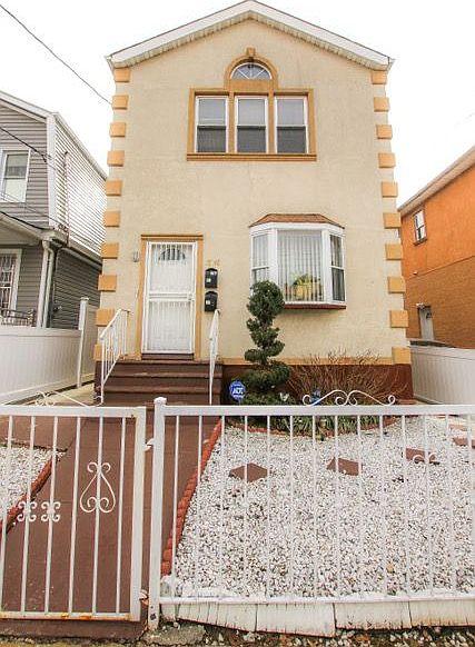 1st image of 17148 107th Ave