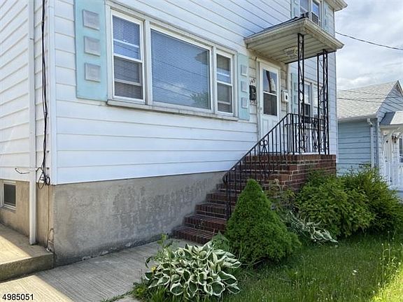 2nd image of 145 Boston Ave