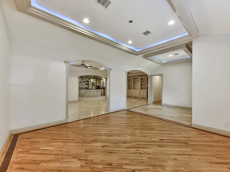 5238 Ariel St — Photo 11