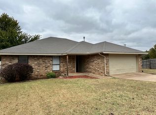 1501 Sand Springs Trl, Edmond, OK 73013