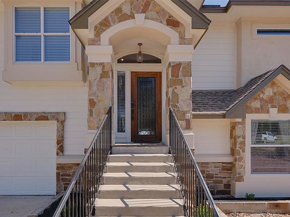 3rd image of 330 Southwind Rd