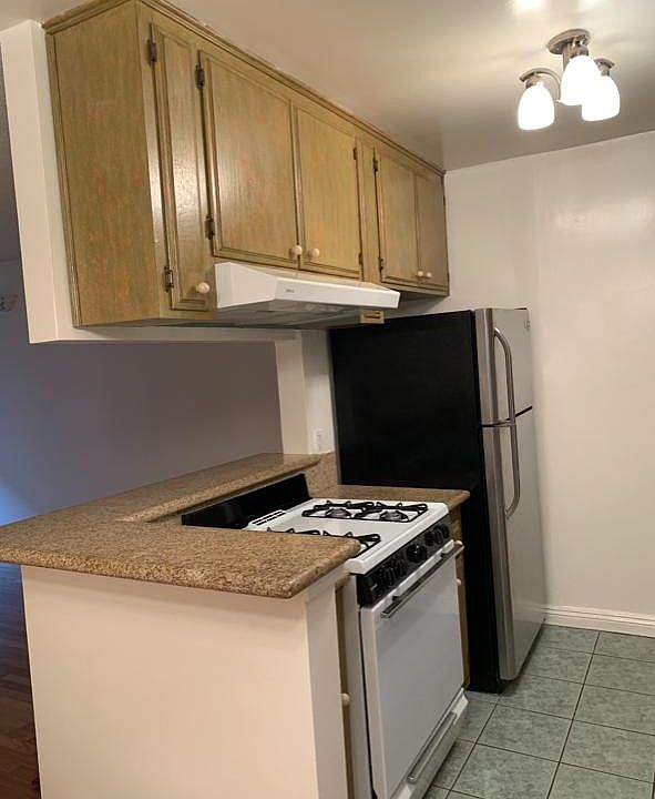 1st image of 8556 Gregory Way APT 1
