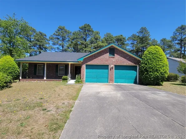 6870 Pin Oak Ln, Fayetteville, NC 28314