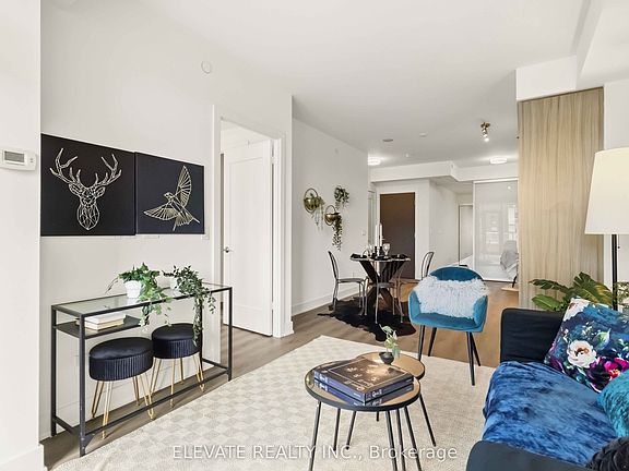 4th image of 38 Cameron St #828