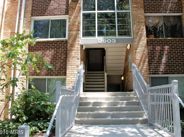 2903 Charing Cross Rd #11/5, Falls Church, VA 22042
