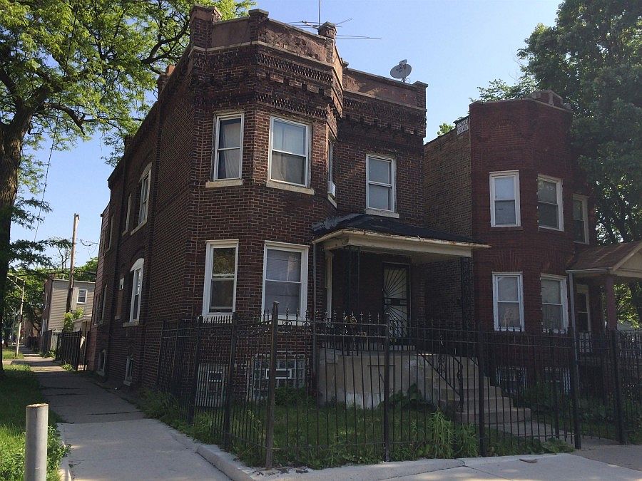 2nd image of 4956 W Huron St
