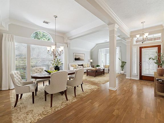 4th image of 4427 Vandermere Court