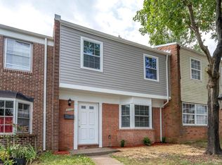 8022 Community Dr, Manassas, VA 20109