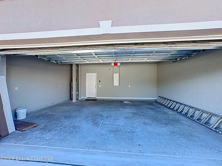 498 L M Davey Ln — Photo 3