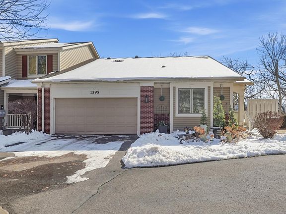 2nd image of 1595 Summit Shores Cir